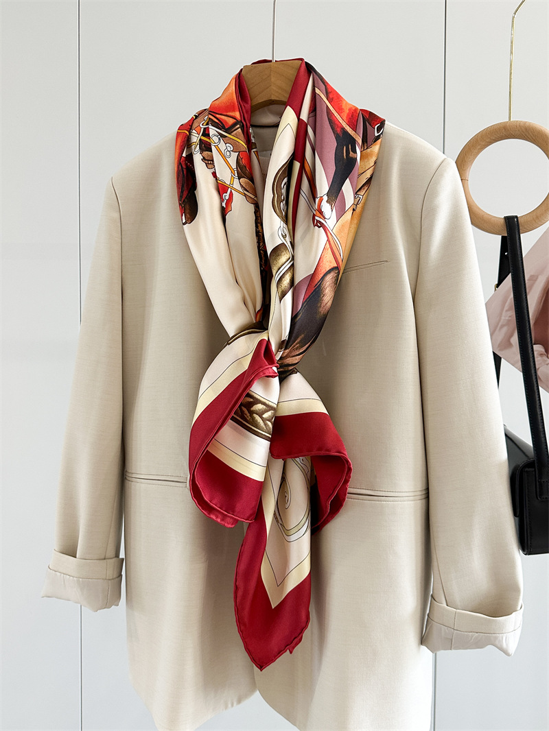 Horse Silk Scarf Luxury Design - Travel Hair Accessories 评论和价格