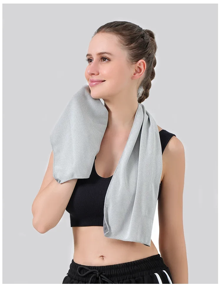 Cooling Towel with Portable Ca - Travel Towel Quick Dry 评论和价格